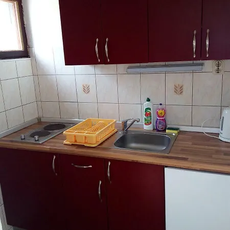 Apartmani Toni Starigrad Paklenica Exterior photo