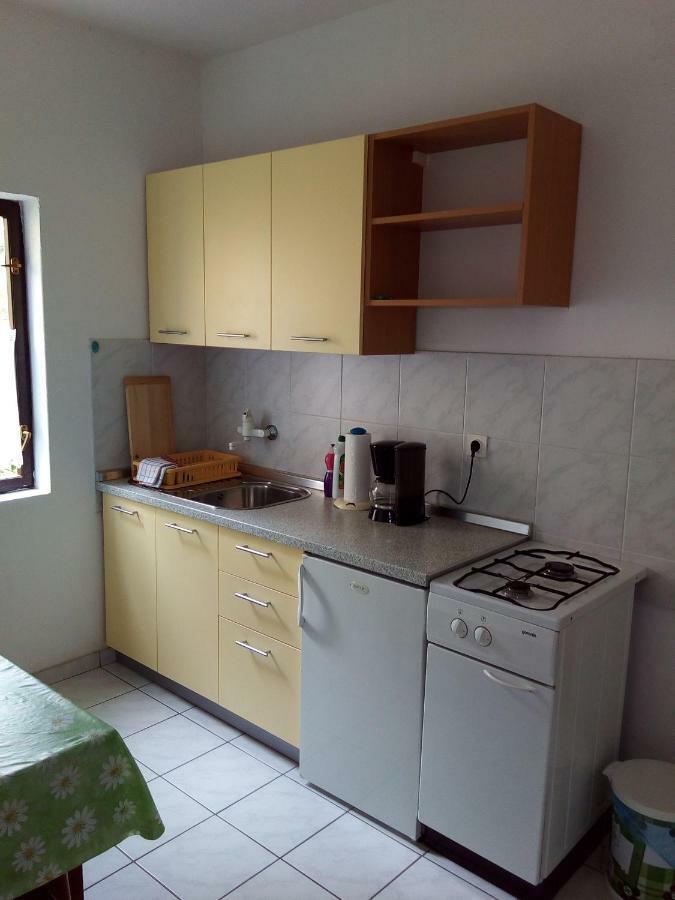 Toni Apartment