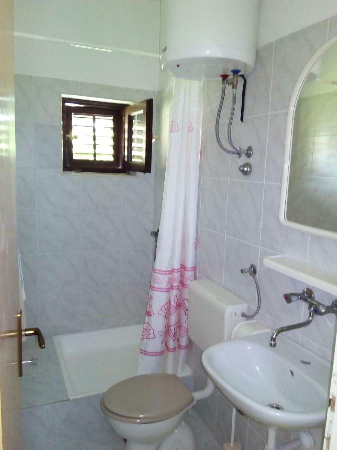 Toni Apartment